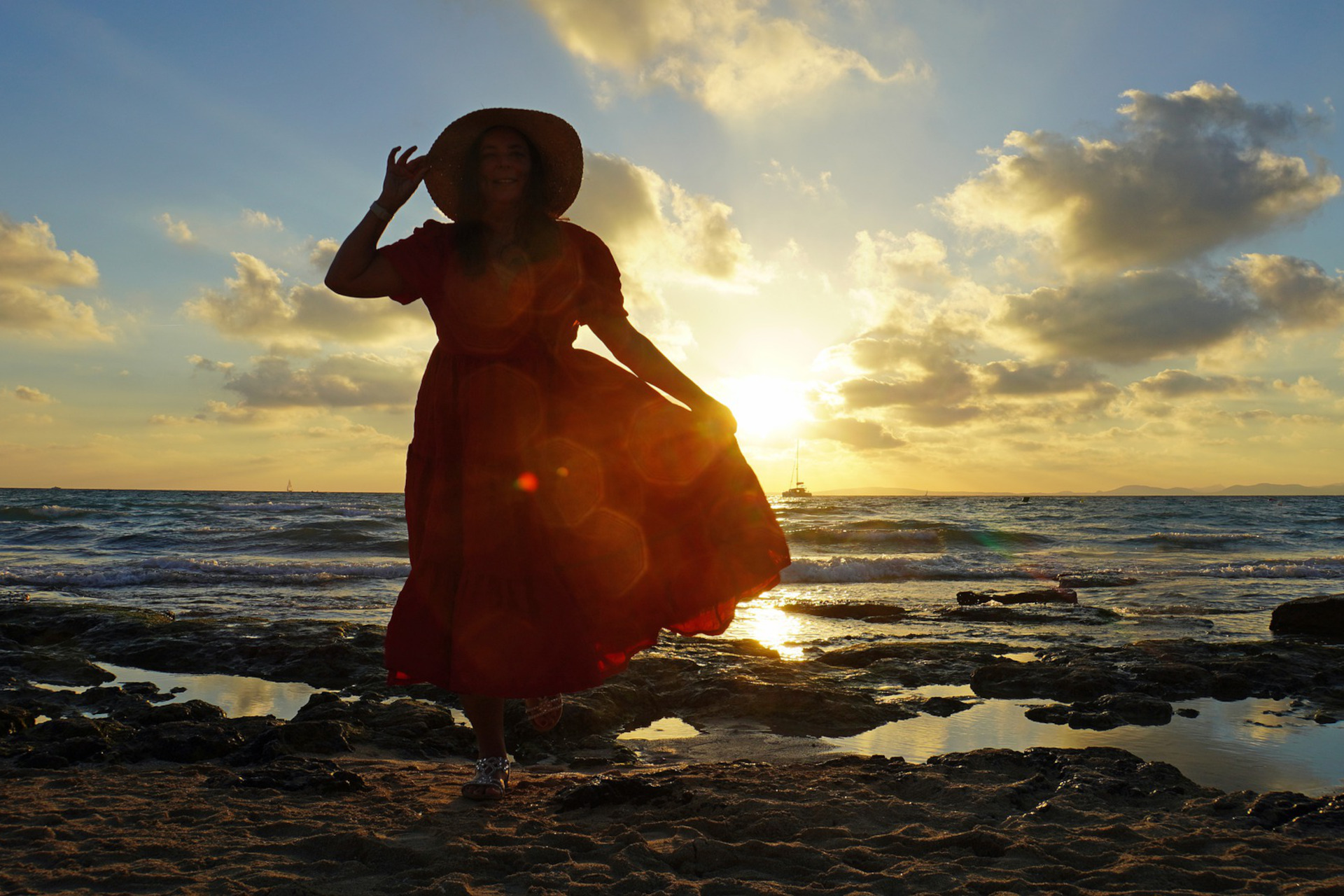 Qi Gong Sunset woman